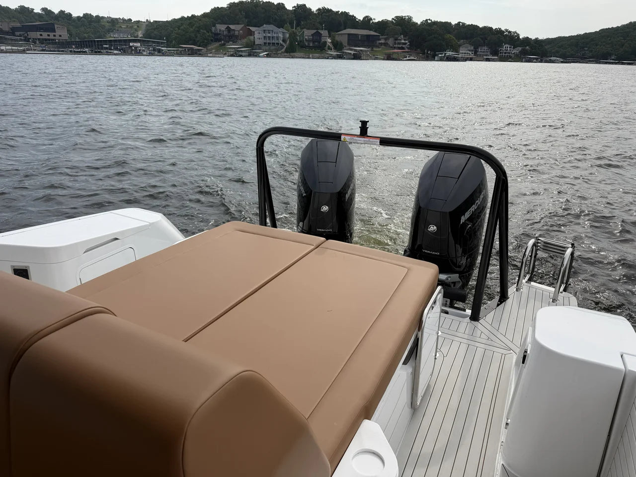 2027 Cruisers Yachts 38 VTR 38.0 feet, Lake Ozark, MO #15