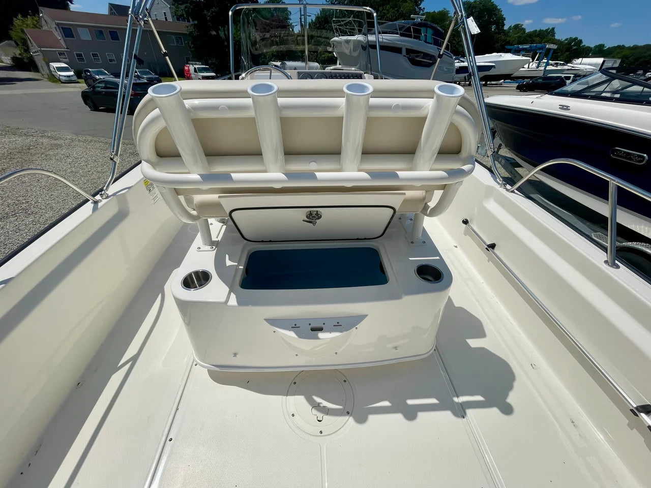 2026 Boston Whaler 210 Montauk 21.0 feet, Quincy, MA #9