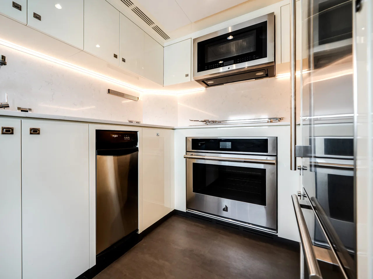 2025 Ocean Alexander 27R 88.0 feet, Fort Lauderdale, FL #34