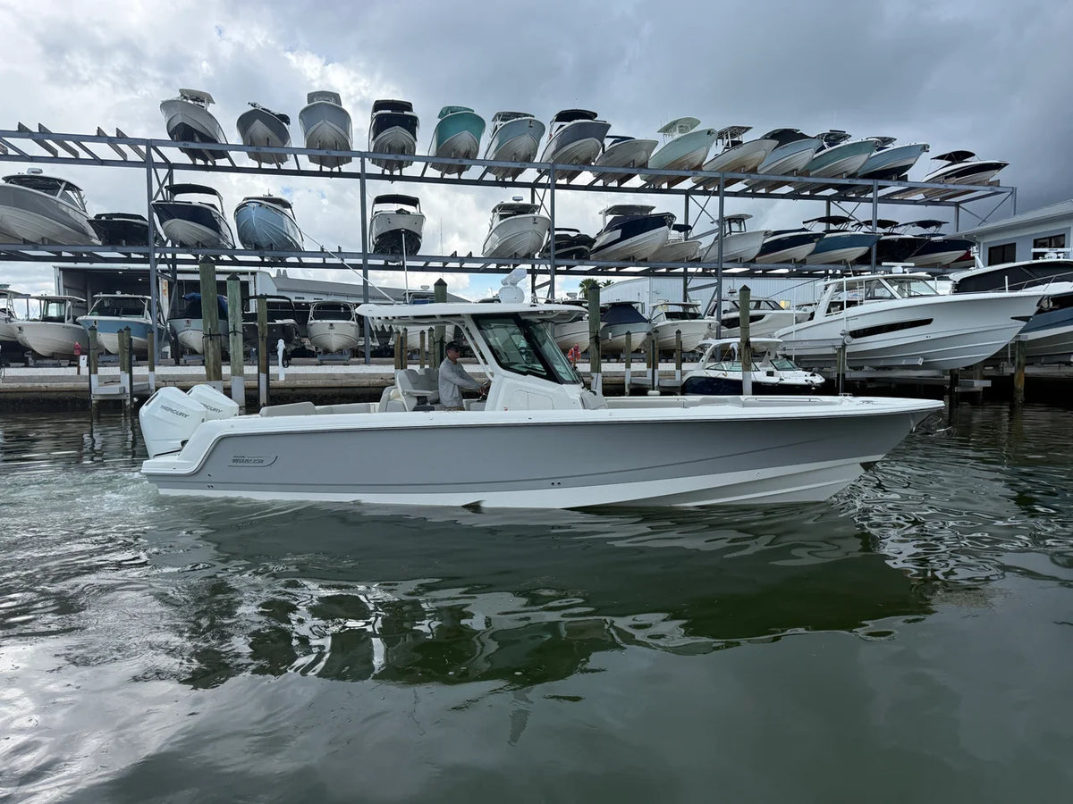 2026 Boston Whaler 330 Outrage 33.0 feet, Sarasota, FL #1