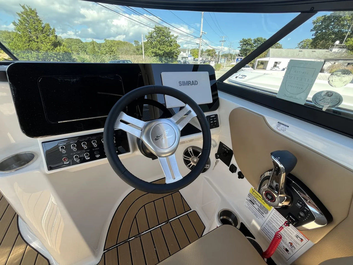 2026 Sea Ray SDX 250 Outboard 25.0 feet, Westbrook, Connecticut #12