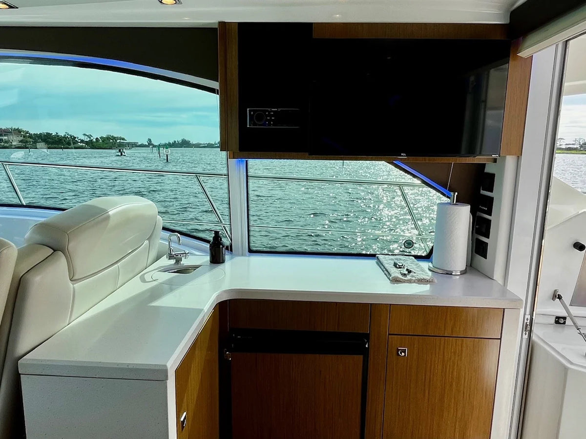 2015 Cruisers Yachts 41 CANTIUS 42.0 feet, Venice, Florida #19