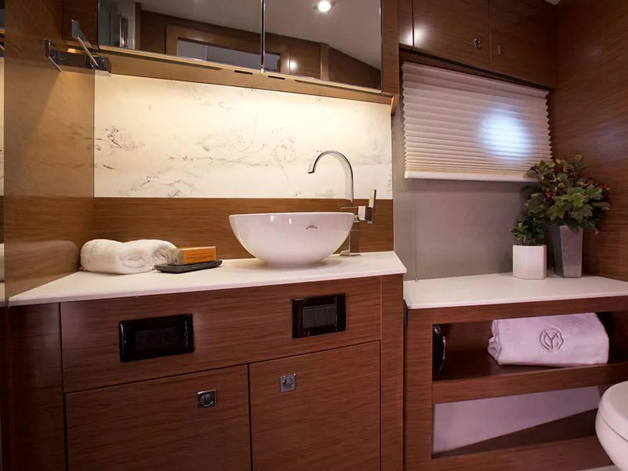 2026 Cruisers Yachts 46 Cantius 46.0 feet, Inuvik, Northwest Territories #15