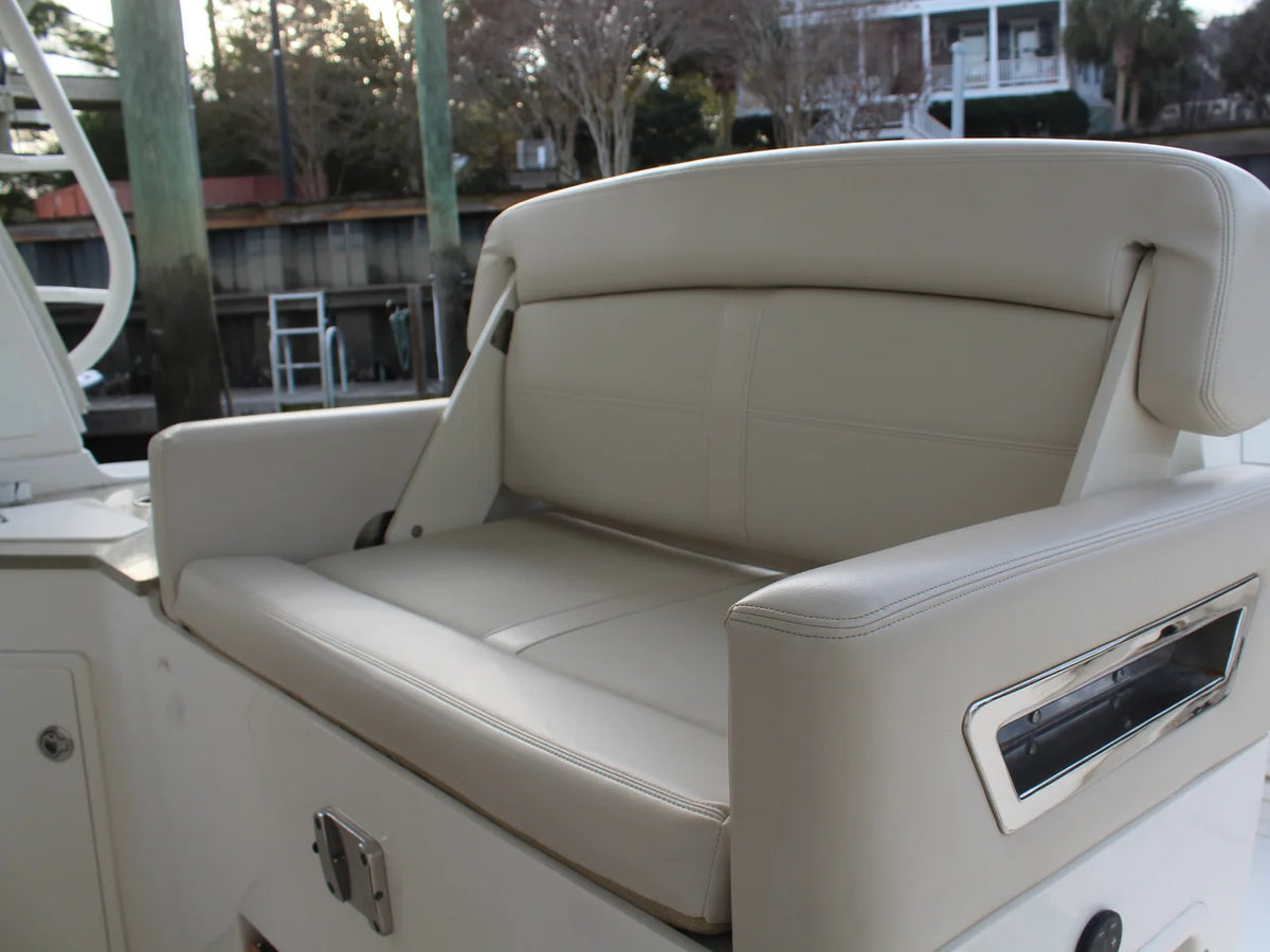 2021 Boston Whaler 350 REALM 35.0 feet, Wilmington, NC #20