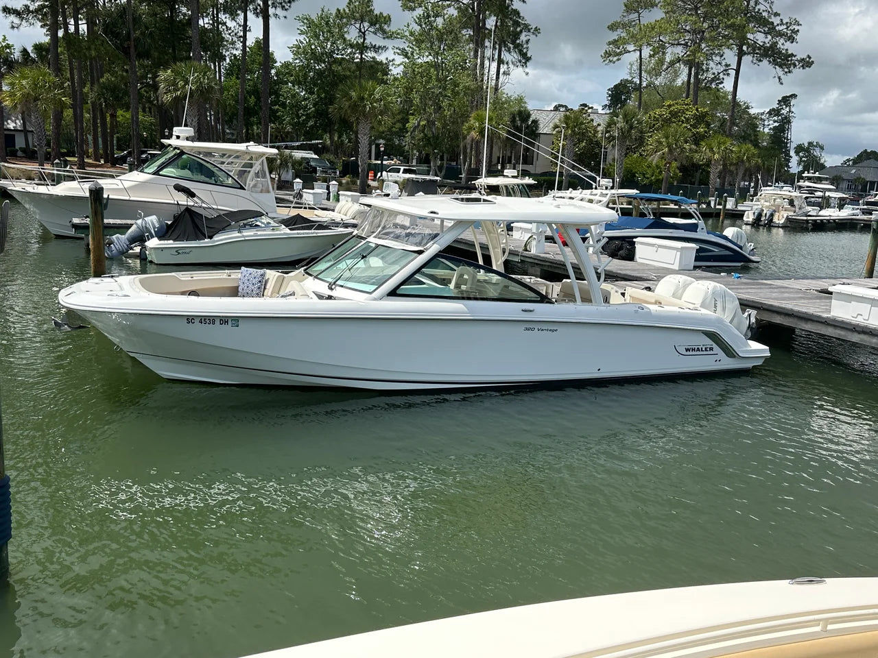 2017 Boston Whaler 320 VANTAGE 32.0 feet, Thunderbolt, GA #29