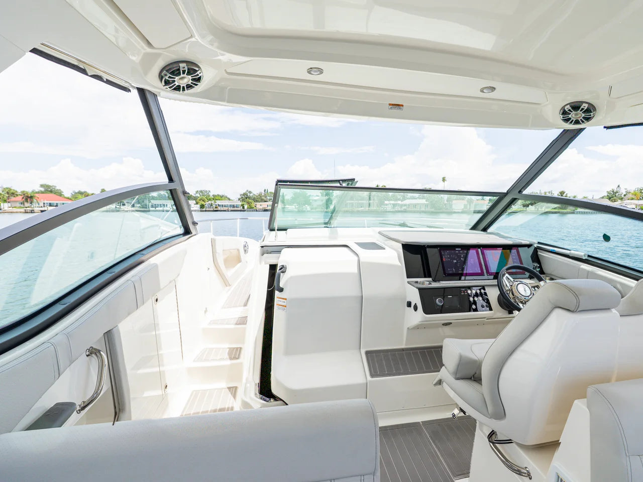 2024 Sea Ray 320 SUNDANCER OB 32.0 feet, St Petersburg, FL #11