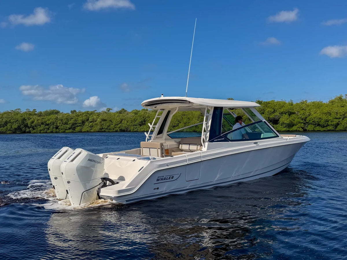 2027 Boston Whaler 330 Vantage 33.0 feet, Fort Myers, FL #2