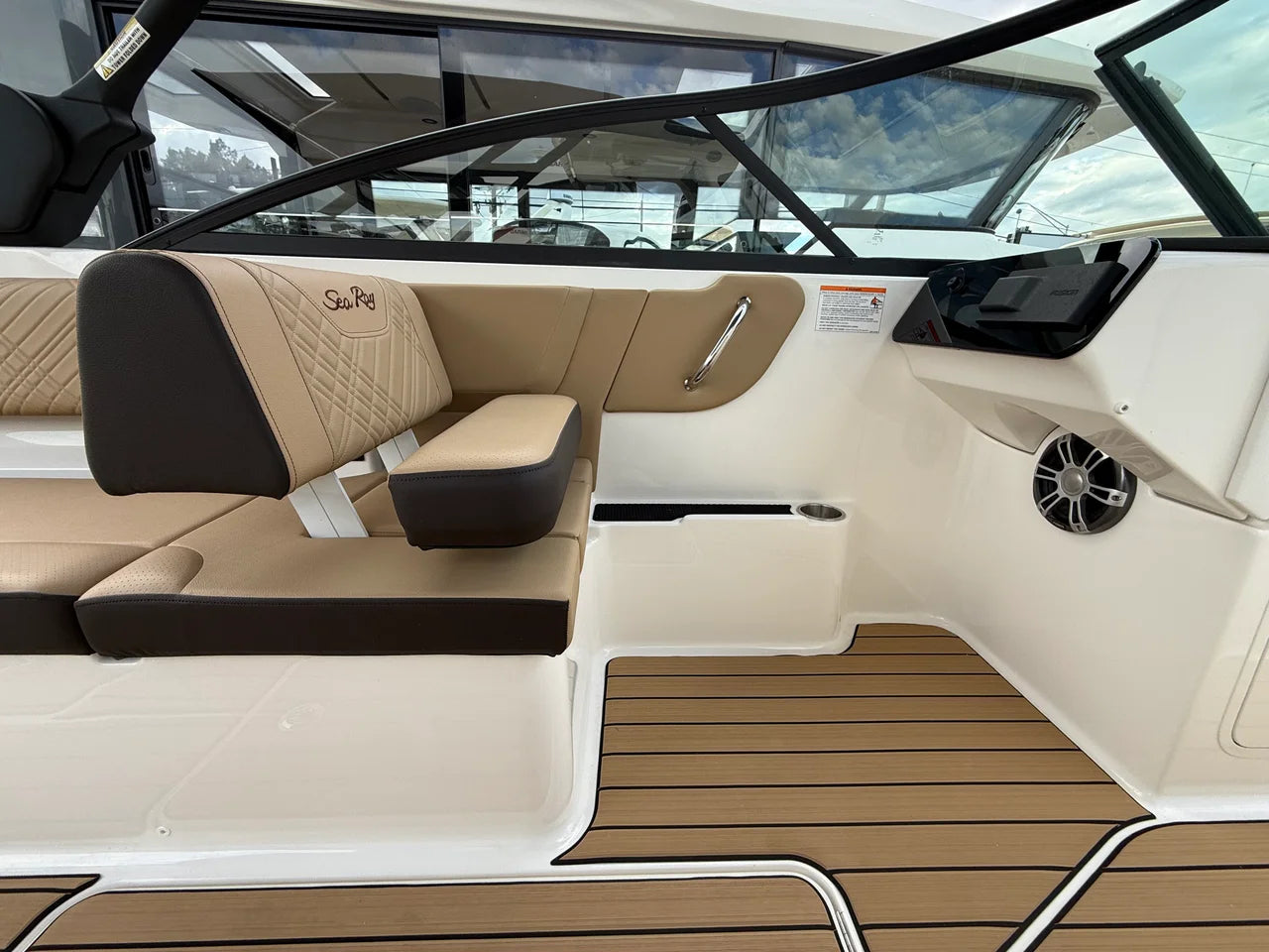 2026 Sea Ray SDX 270 Outboard 27.0 feet, Miami, FL #24