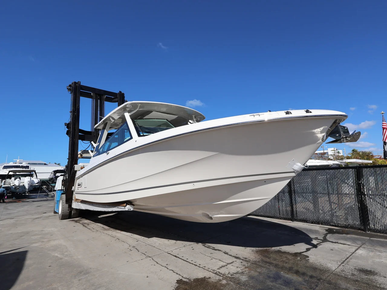 2026 Boston Whaler 330 Vantage 33.0 feet, Naples, Florida #3