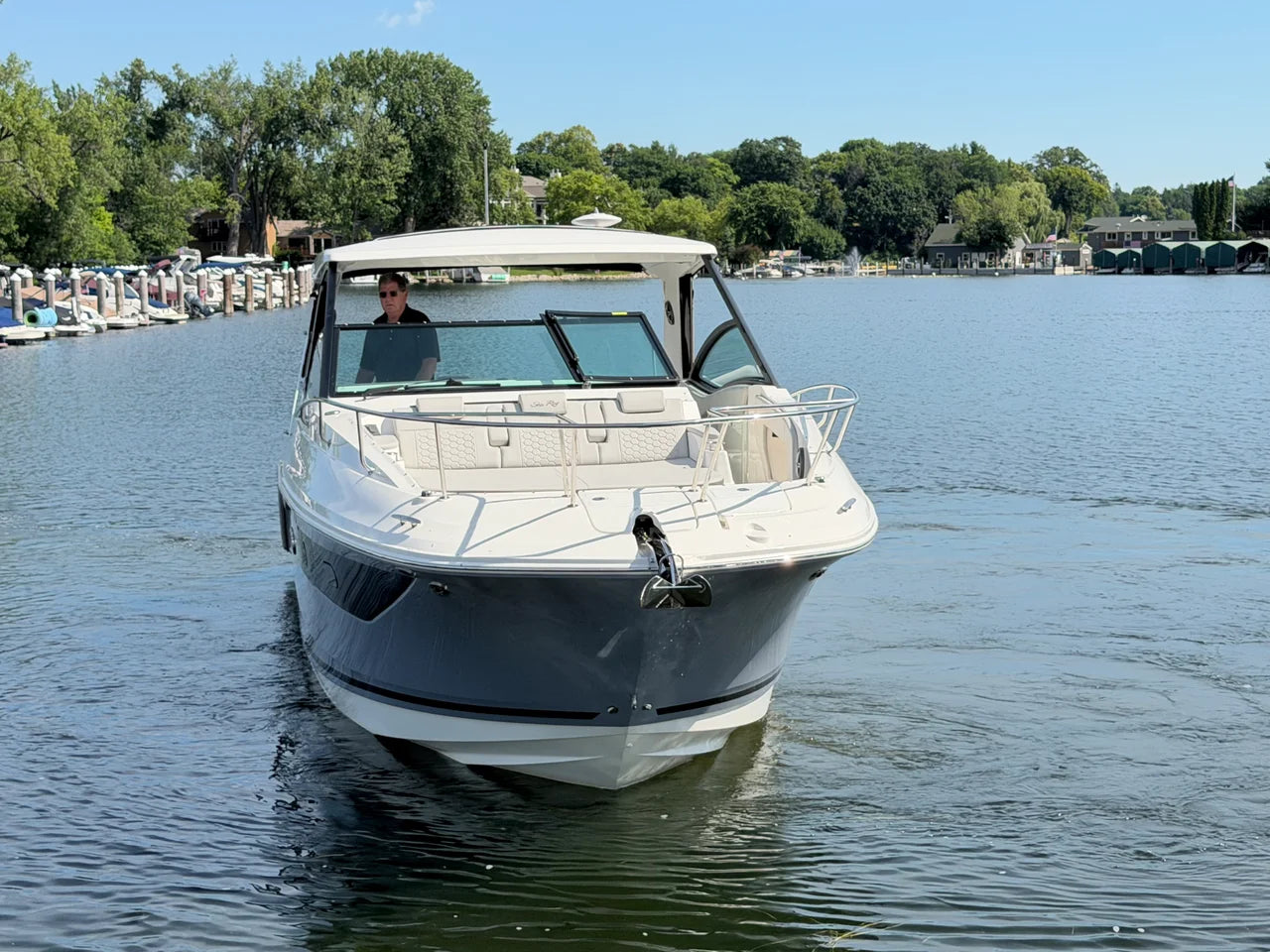 2026 Sea Ray Sundancer 320 32.0 feet, Excelsior, Minnesota #5