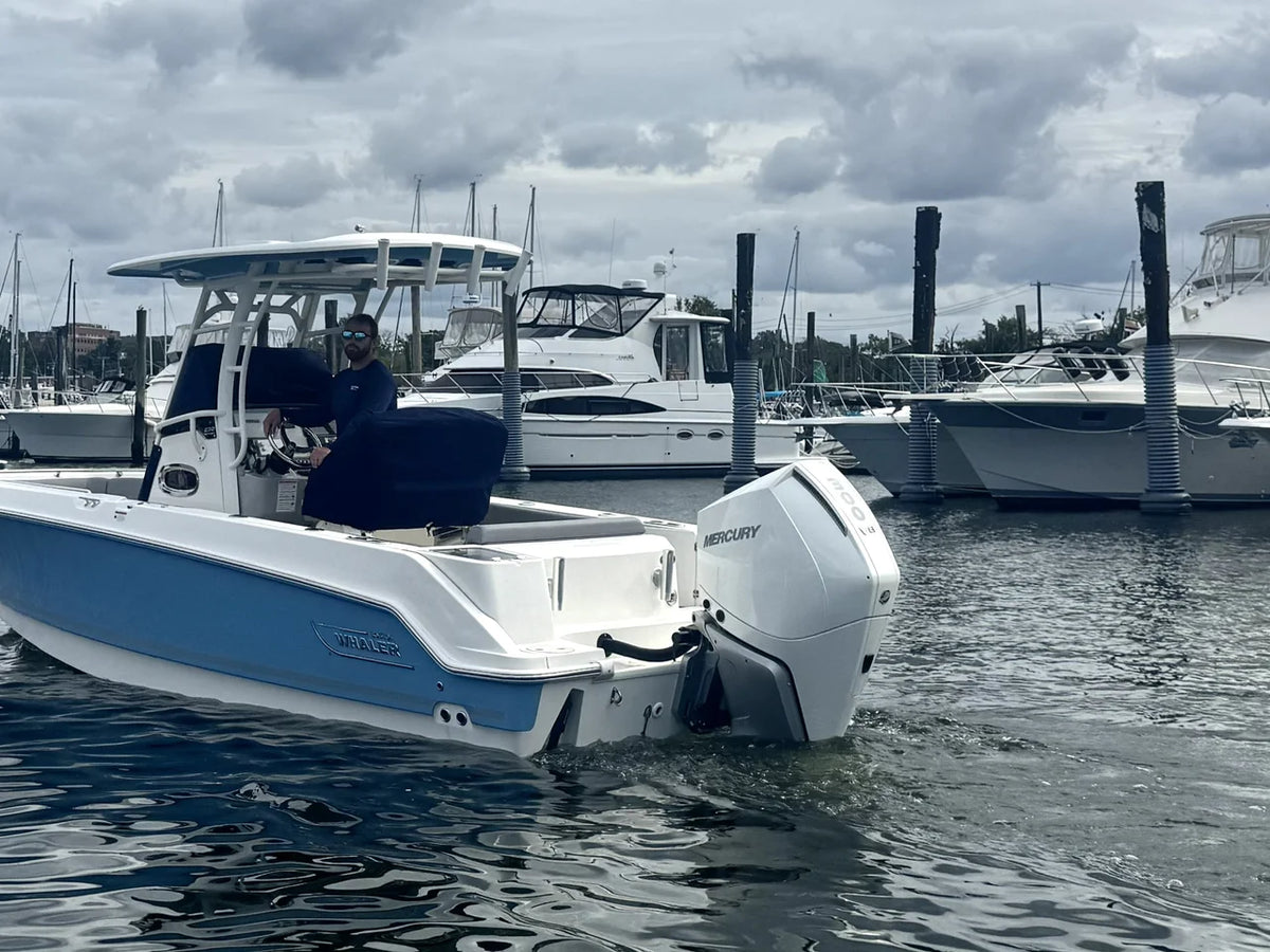 2026 Boston Whaler 230 Outrage 23.0 feet, Huntington, NY #4