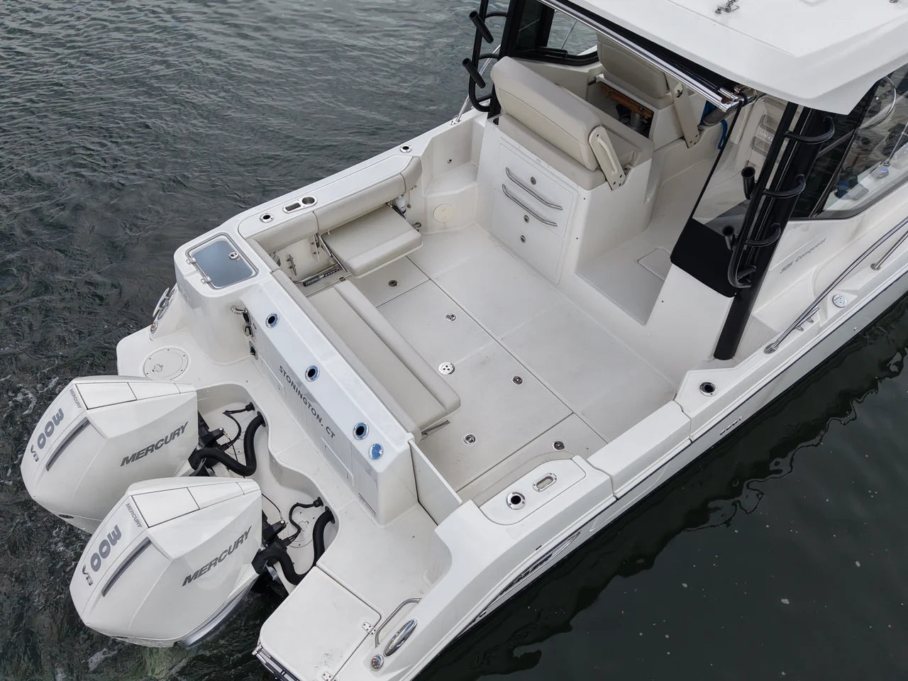 2025 Boston Whaler 325 CONQUEST 32.0 feet, Westbrook, CT #6
