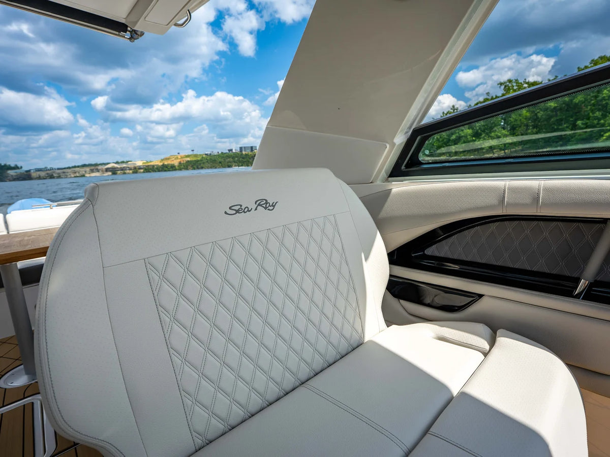 2027 Cruisers Yachts 42 GLS 42.0 feet, Lake Ozark, MO #32