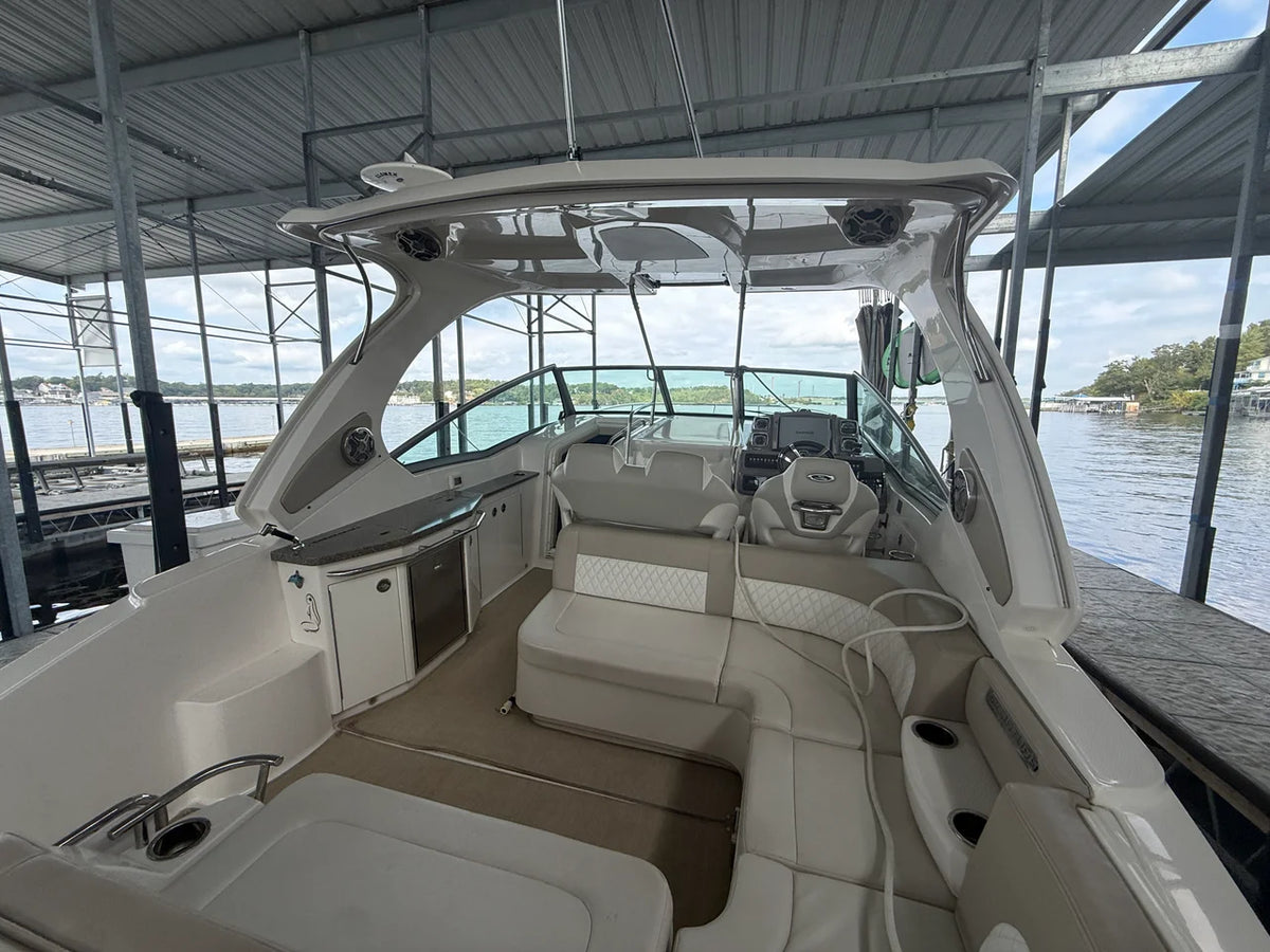 2015 Chaparral 330 SIGNATURE 33.0 feet, Lake Ozark, MO #15