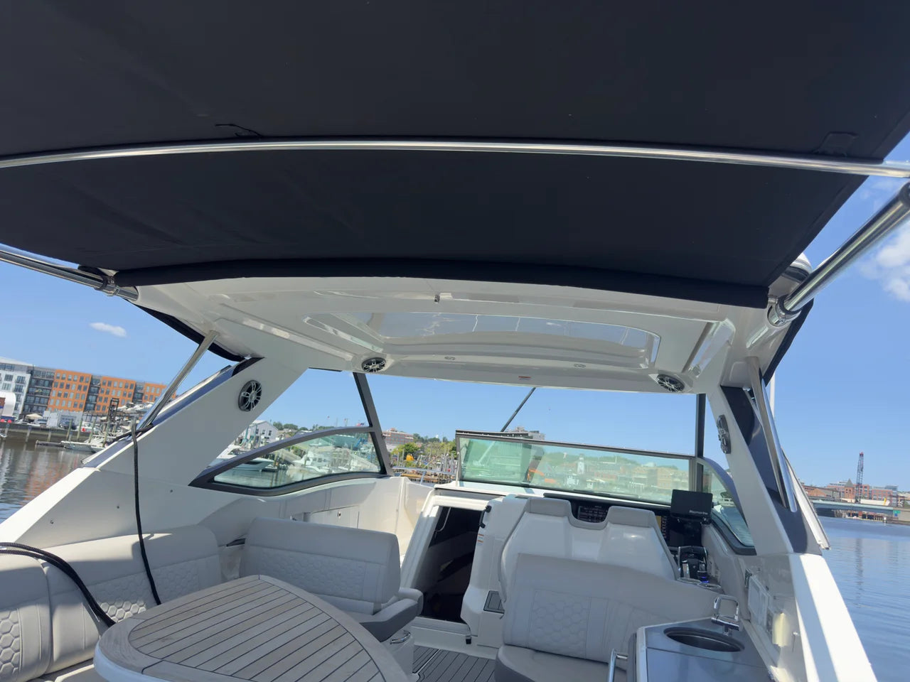 2021 Sea Ray 320 SUNDANCER OB 32.0 feet, Norwalk, Connecticut #62