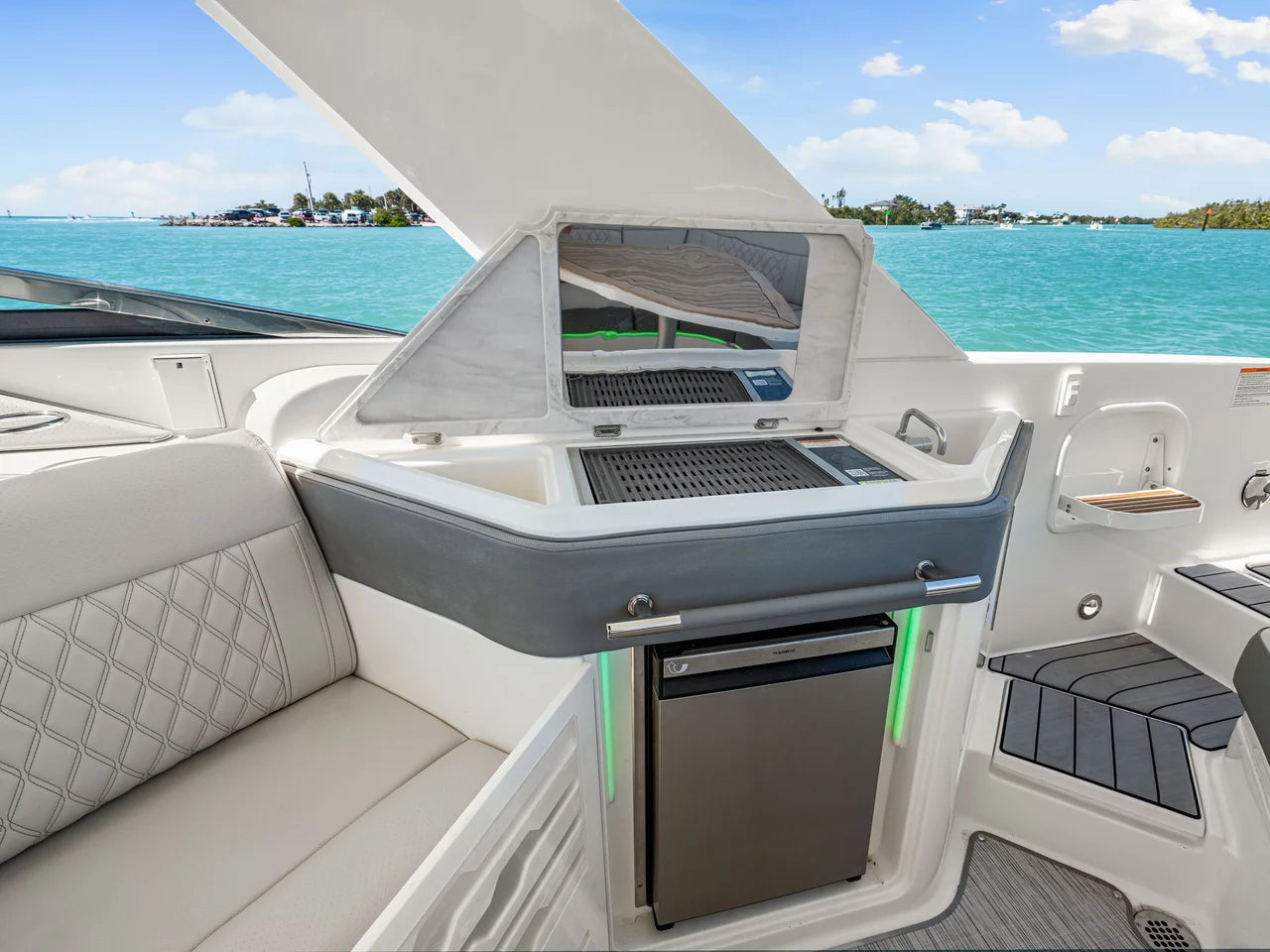 2026 Sea Ray SLX 310 Outboard 31.0 feet, Venice, Florida #22