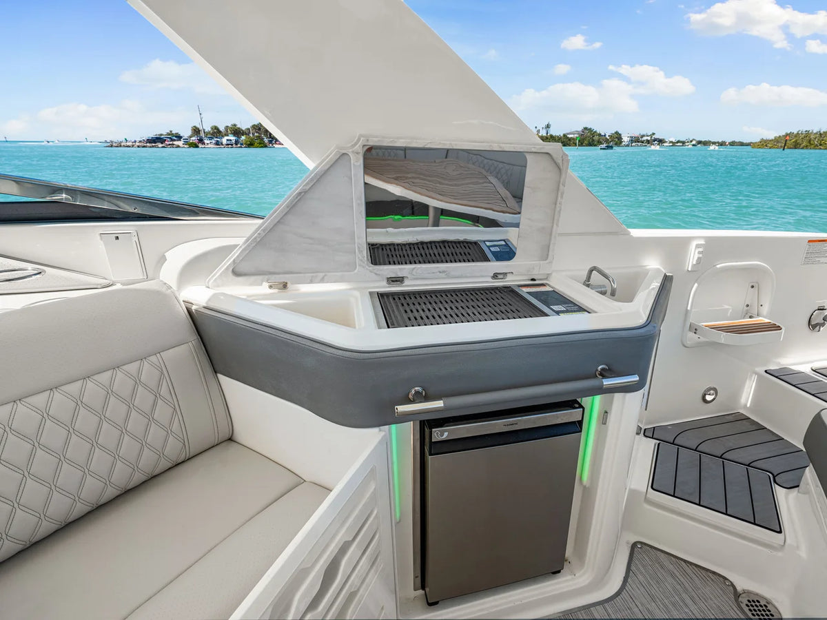 2026 Sea Ray SLX 310 Outboard 31.0 feet, Venice, Florida #22