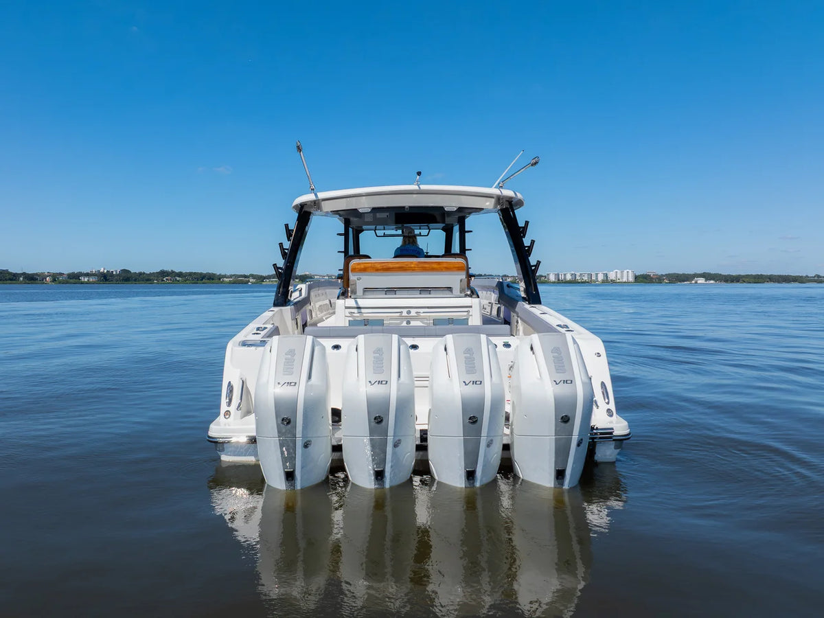 2027 Boston Whaler 420 Outrage 42.0 feet, Clearwater, Florida #64