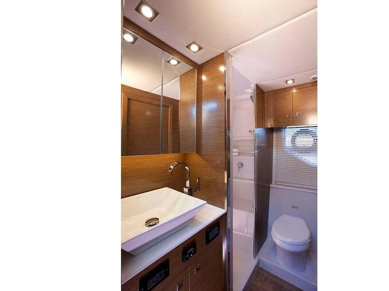 2024 Cruisers Yachts 42 Cantius 42.0 feet, Wrightsville Beach, North Carolina #14