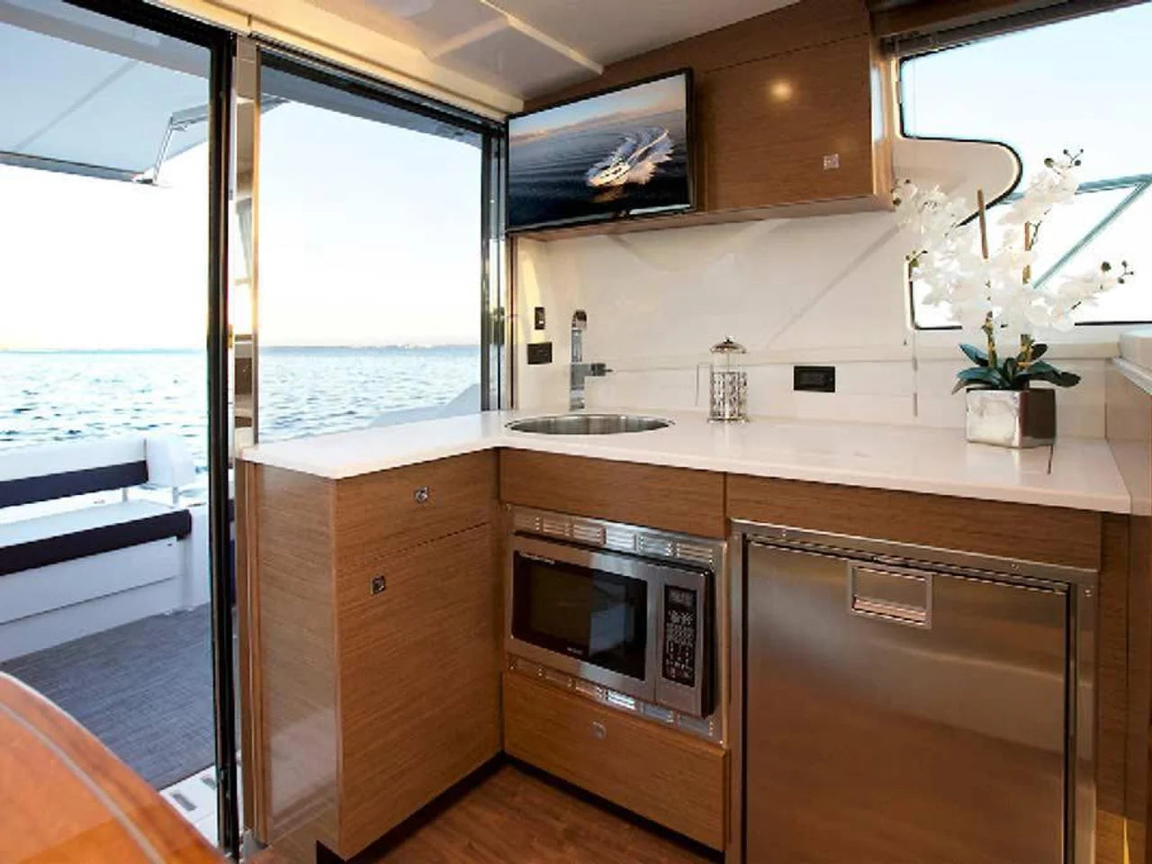 2026 Cruisers Yachts 42 Cantius 42.0 feet, Inuvik, Northwest Territories #7
