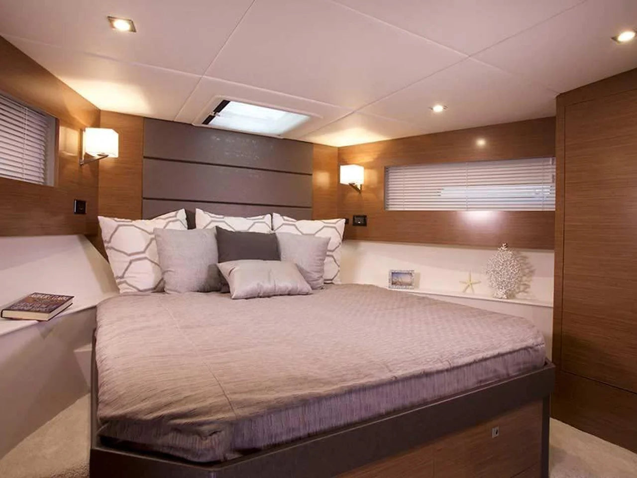 2026 Cruisers Yachts 42 Cantius 42.0 feet, Inuvik, Northwest Territories #13