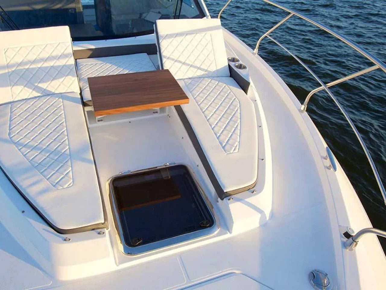 2024 Cruisers Yachts 42 Cantius 42.0 feet, Wrightsville Beach, North Carolina #4