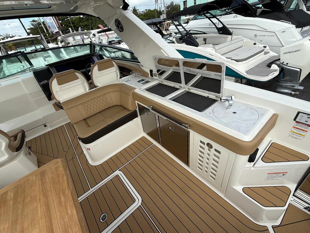 2026 Sea Ray SLX 400 Outboard 40.0 feet, Miami, FL #11