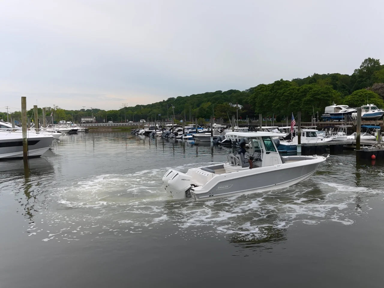 2026 Boston Whaler 250 Outrage 25.0 feet, Huntington, NY #34
