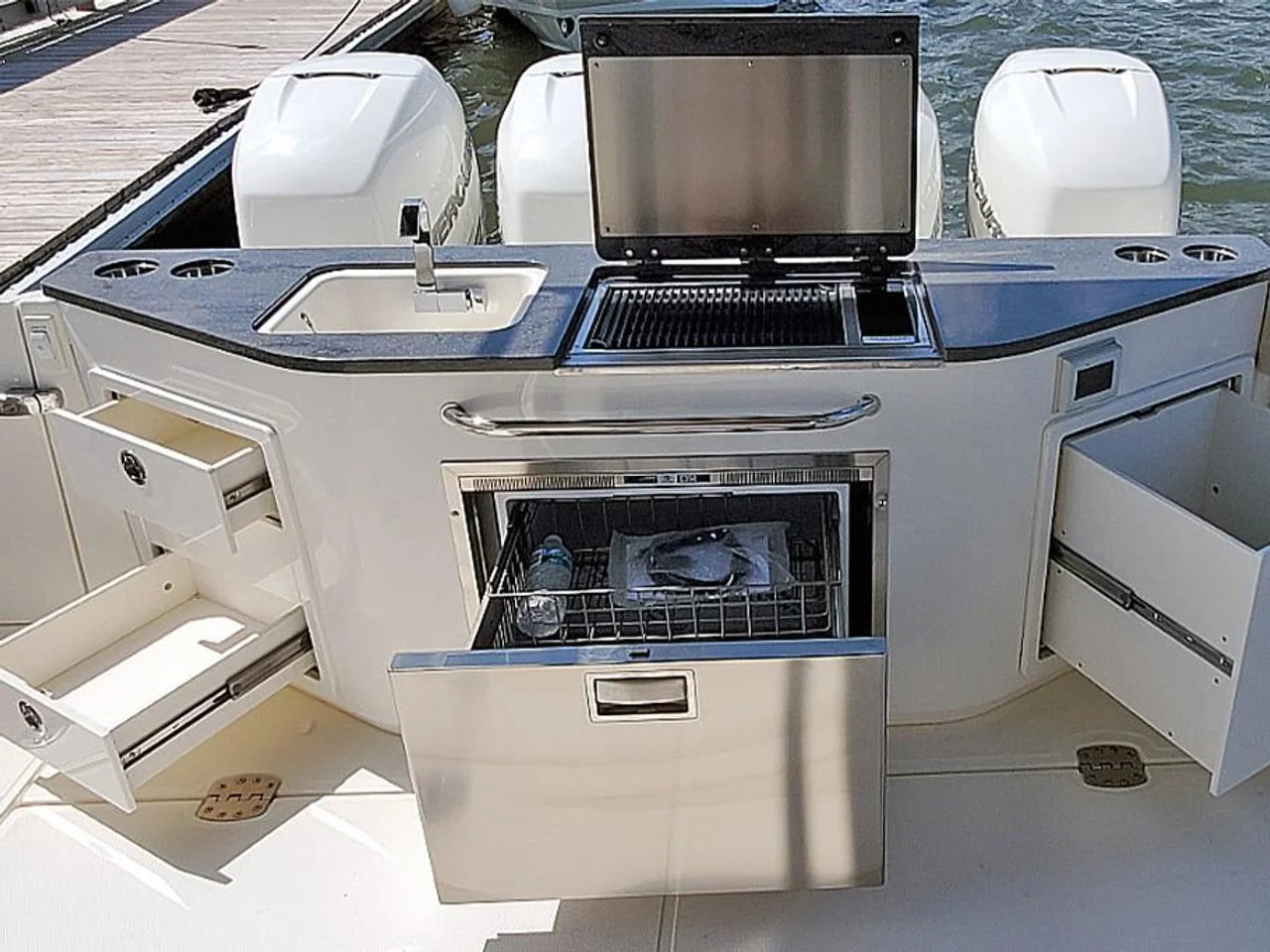 2026 Boston Whaler 405 Conquest 40.0 feet, Quincy, MA #49