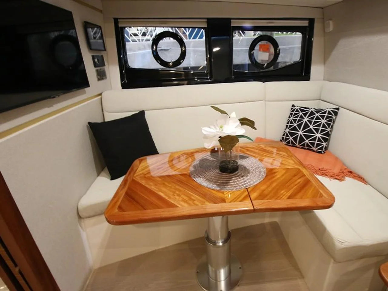 2026 Boston Whaler 405 Conquest 40.0 feet, Quincy, MA #50