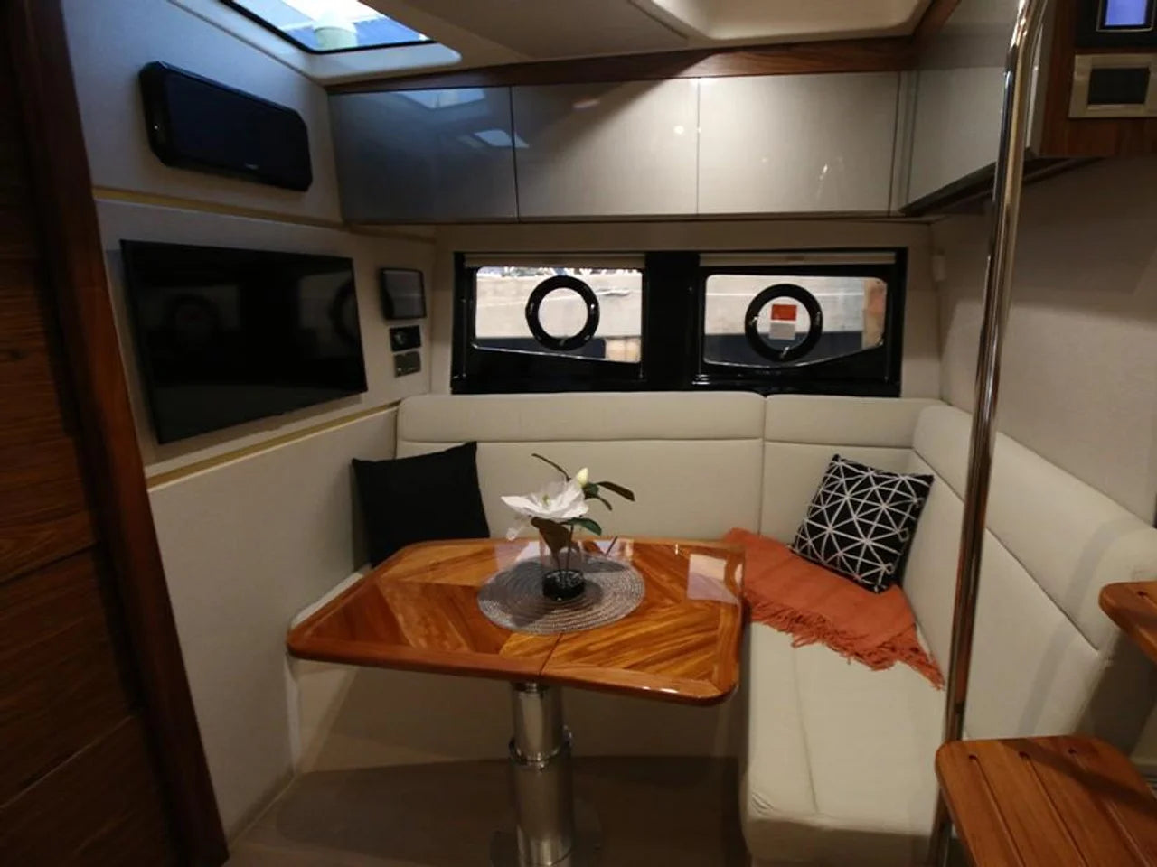 2026 Boston Whaler 405 Conquest 40.0 feet, Quincy, MA #54