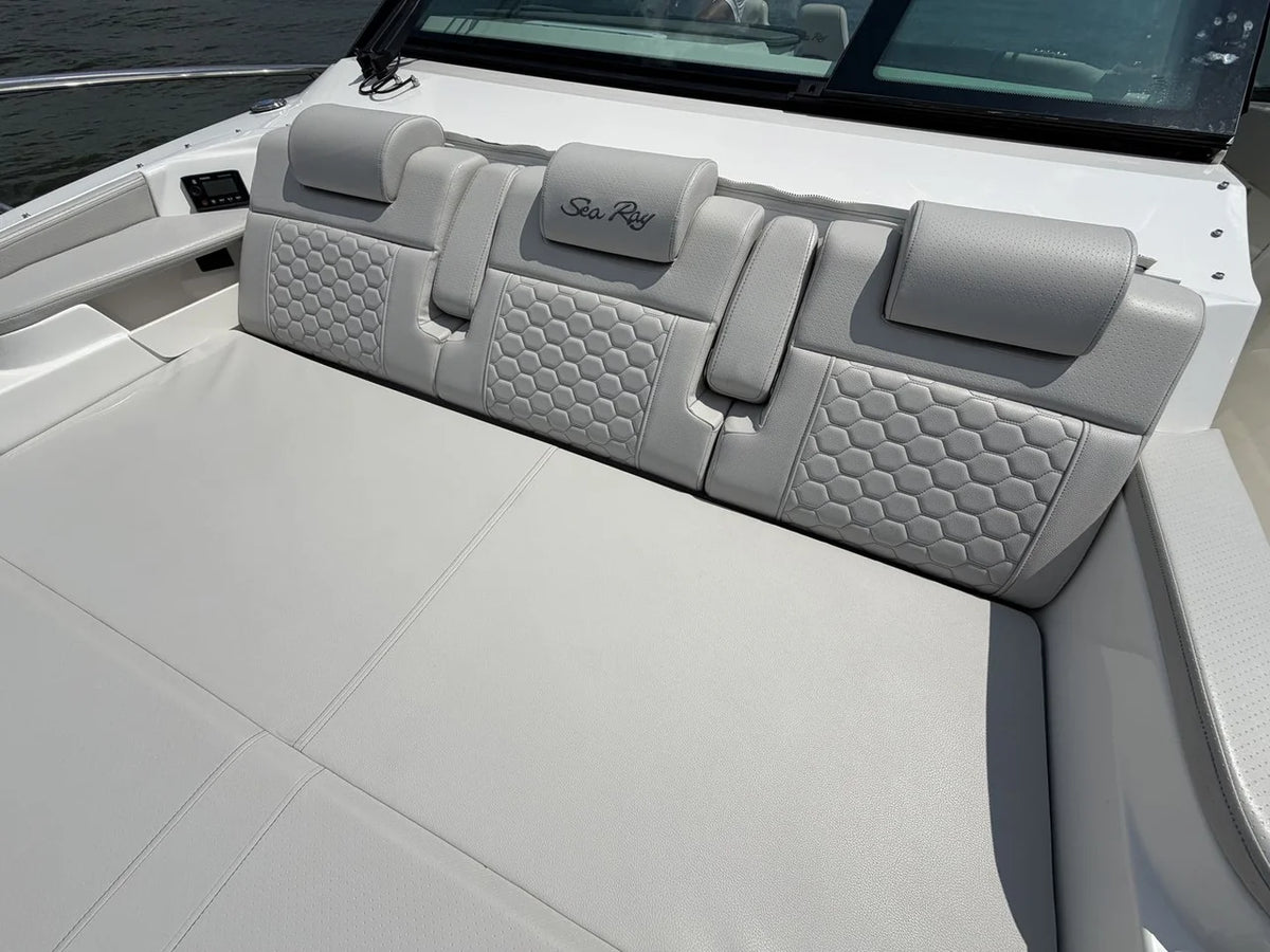 2026 Sea Ray Sundancer 320 Outboard 32.0 feet, Seabrook, TX #16