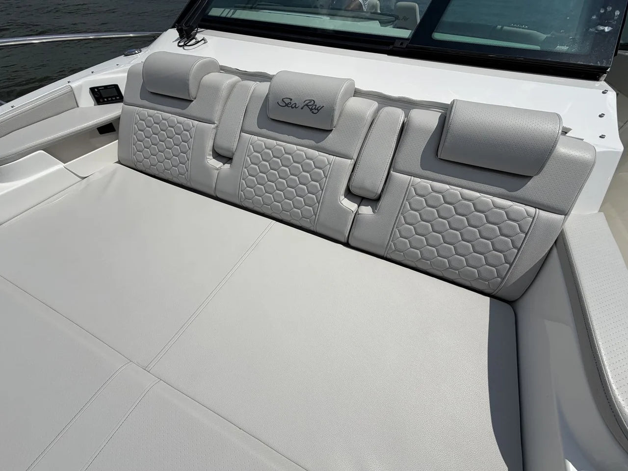 2026 Sea Ray Sundancer 320 Outboard 32.0 feet, Seabrook, TX #34