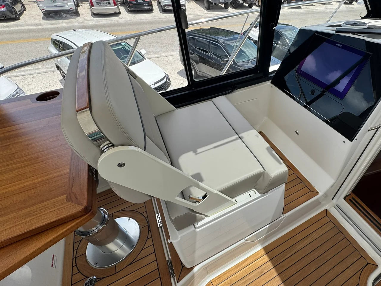 2025 Boston Whaler 365 Conquest 36.0 feet, Naples, Florida #34