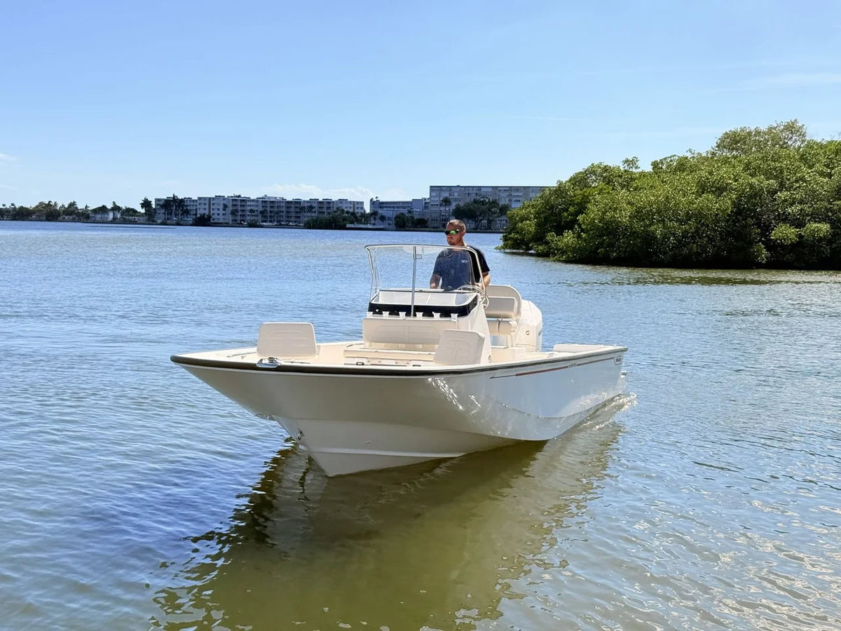 2027 Boston Whaler 210 Montauk 21.0 feet, St Petersburg, FL #11