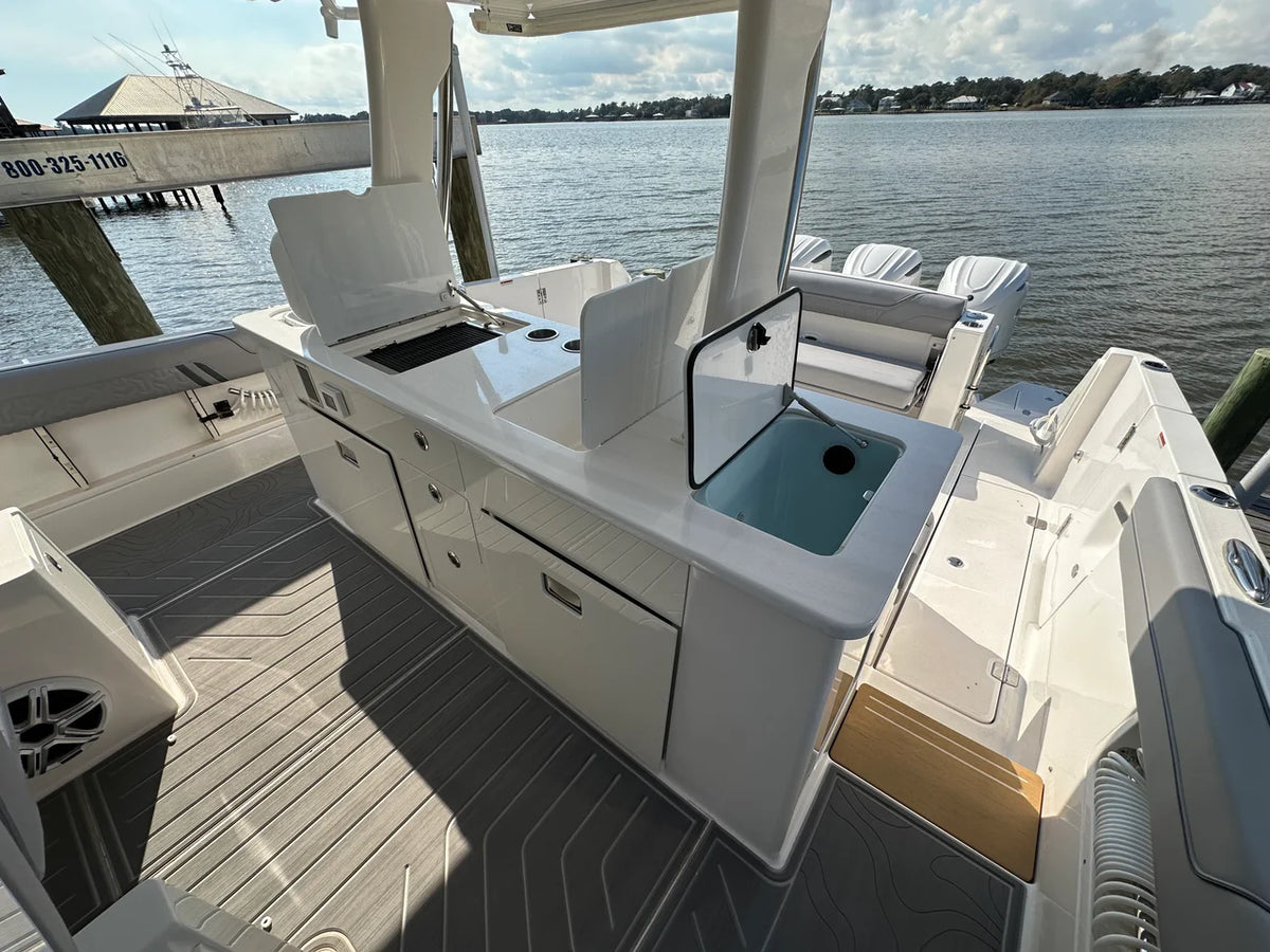 2026 Regal 38 SAV 38.0 feet, Pensacola, Florida #23
