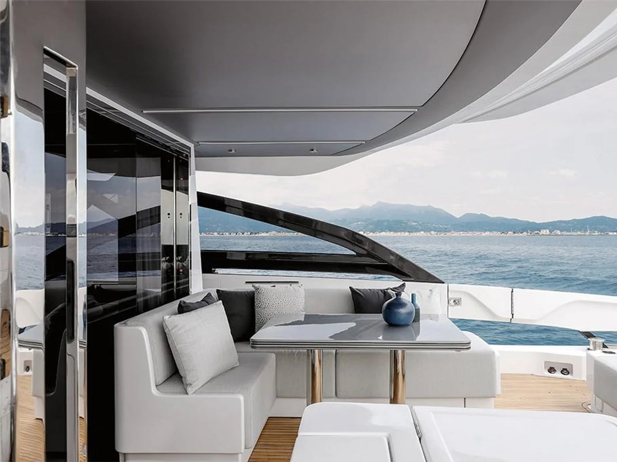 2027 Azimut S8 80.0 feet, Inuvik, Northwest Territories #7