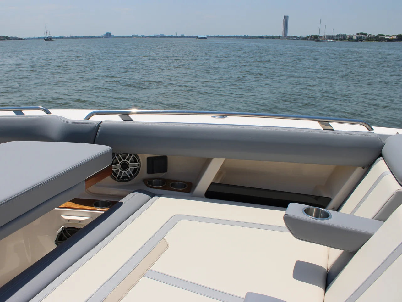 2026 Boston Whaler 350 Realm 35.0 feet, Seabrook, TX #13