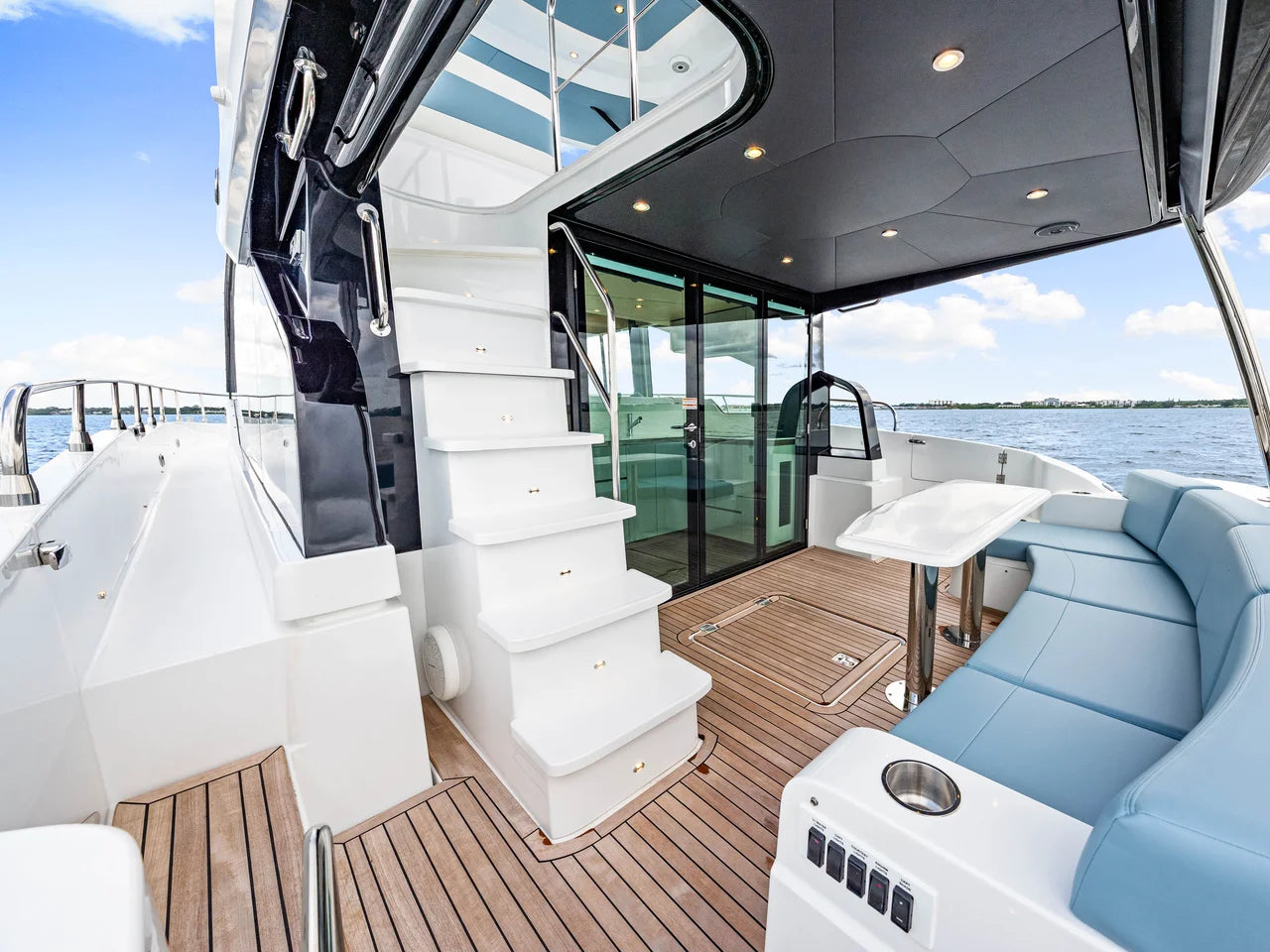 2026 Cruisers Yachts 50 FLY 50.0 feet, Clearwater, Florida #30