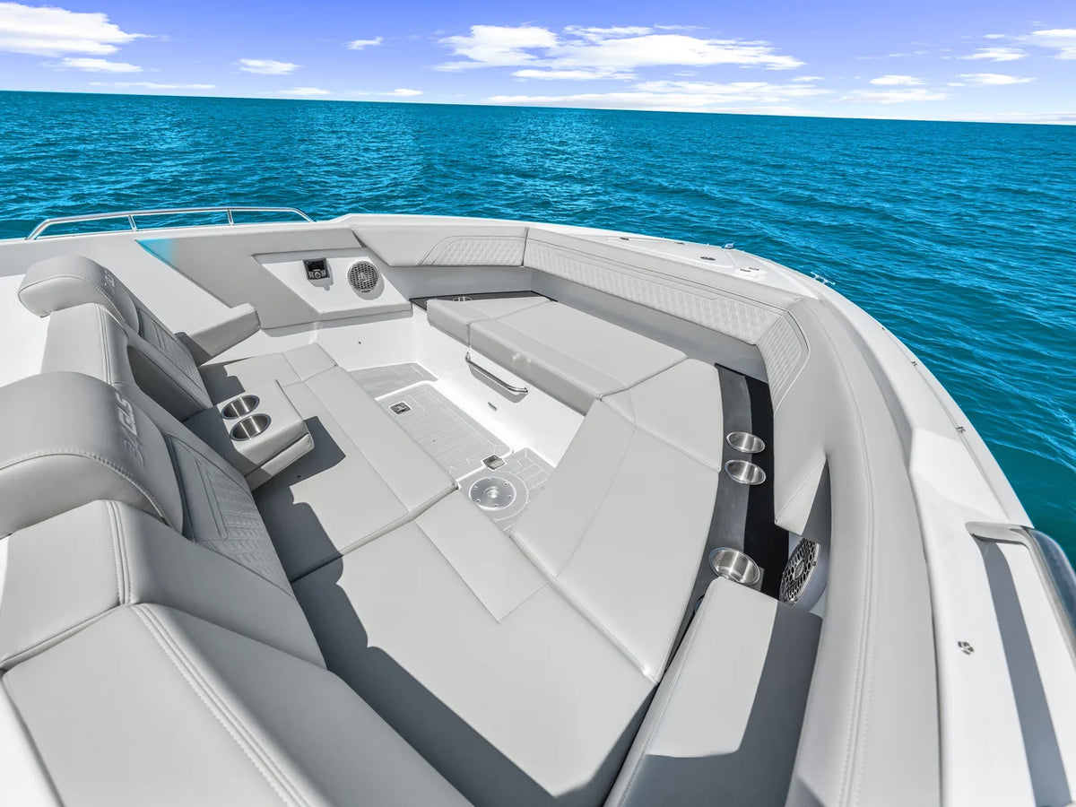2027 Cruisers Yachts 34 GLS Outboard 34.0 feet, Venice, Florida #36
