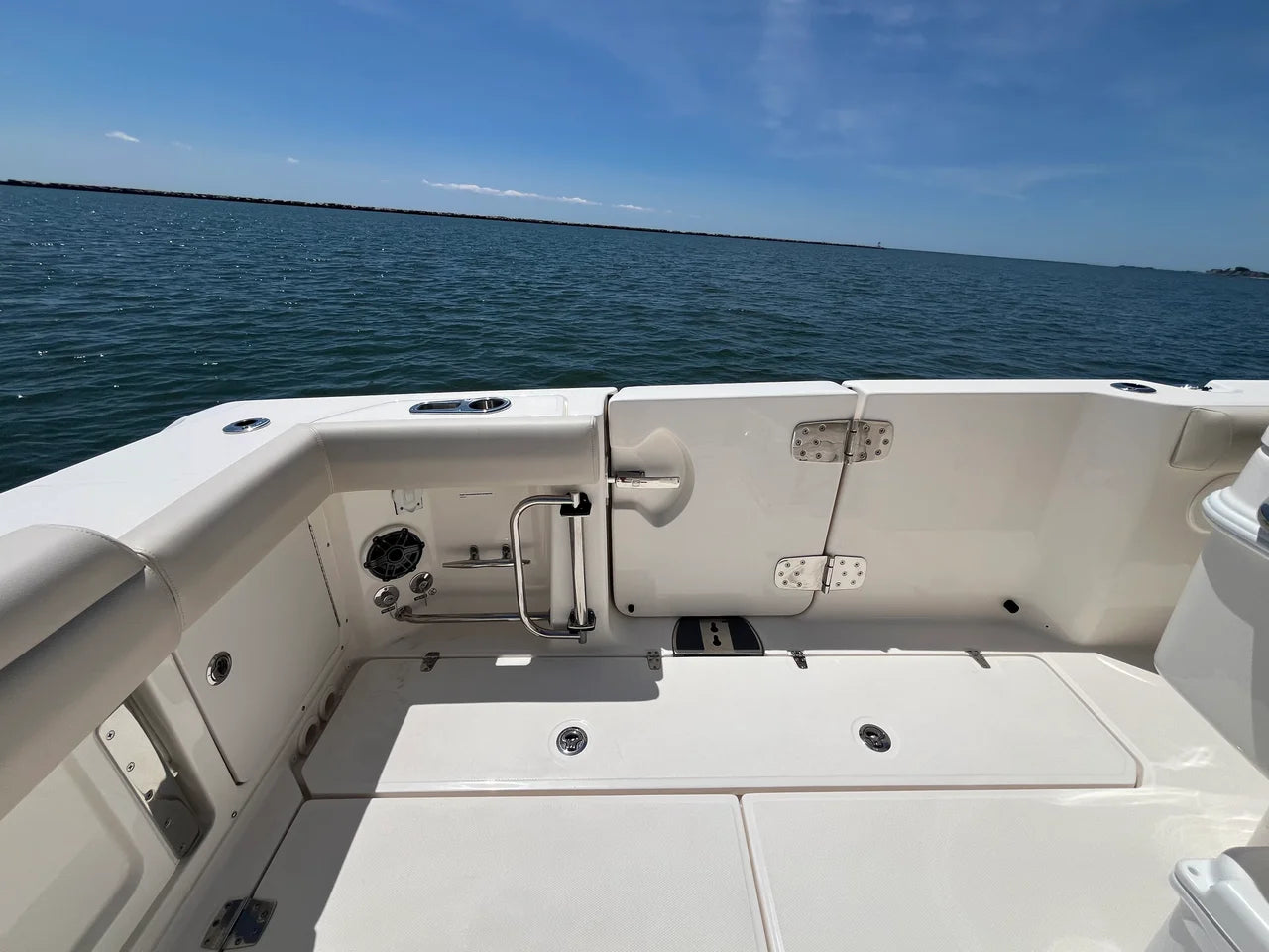 2026 Boston Whaler 330 Outrage 33.0 feet, Westbrook, Connecticut #24