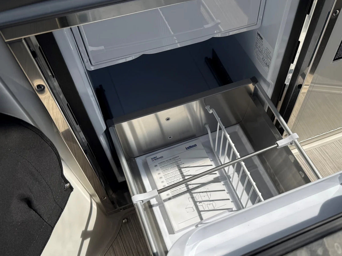 2024 Sea Ray 320 SUNDANCER OB 34.0 feet, Jacksonville Beach, Florida #21