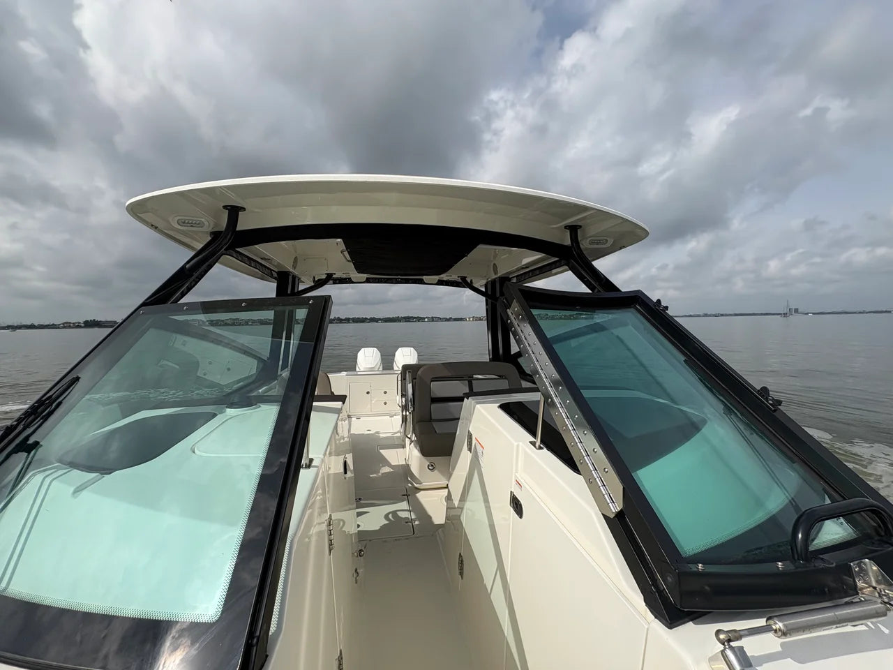 2025 Boston Whaler 330 Vantage 33.0 feet, Seabrook, TX #19