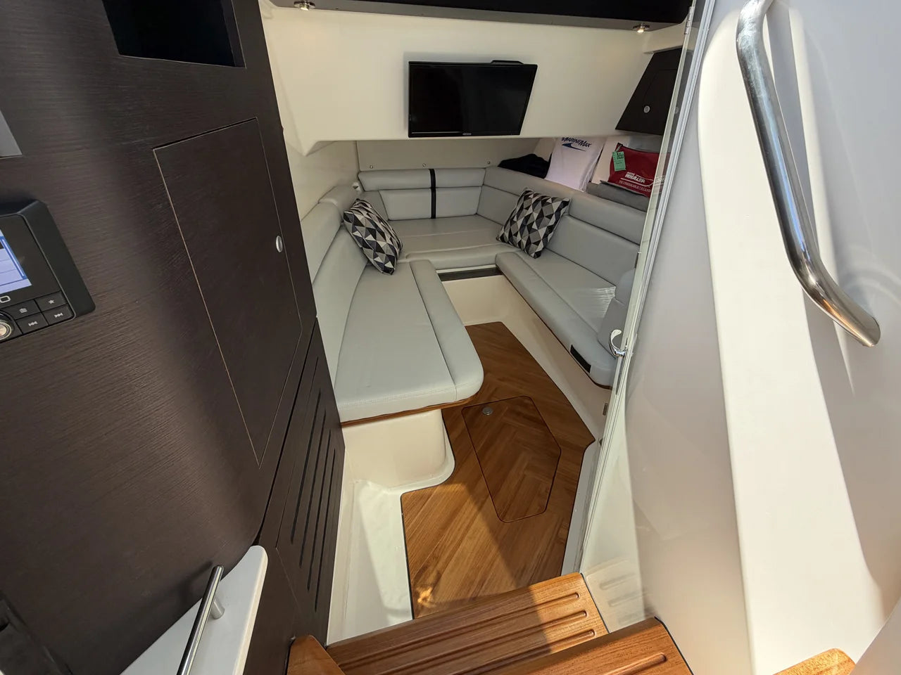 2024 Boston Whaler 350 REALM 35.0 feet, Pompano Beach, Florida #77