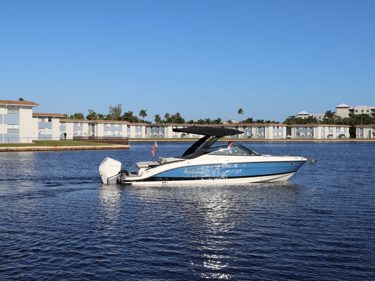 2024 Sea Ray 280 SLX OUTBOARD 28.0 feet, Naples, Florida #1