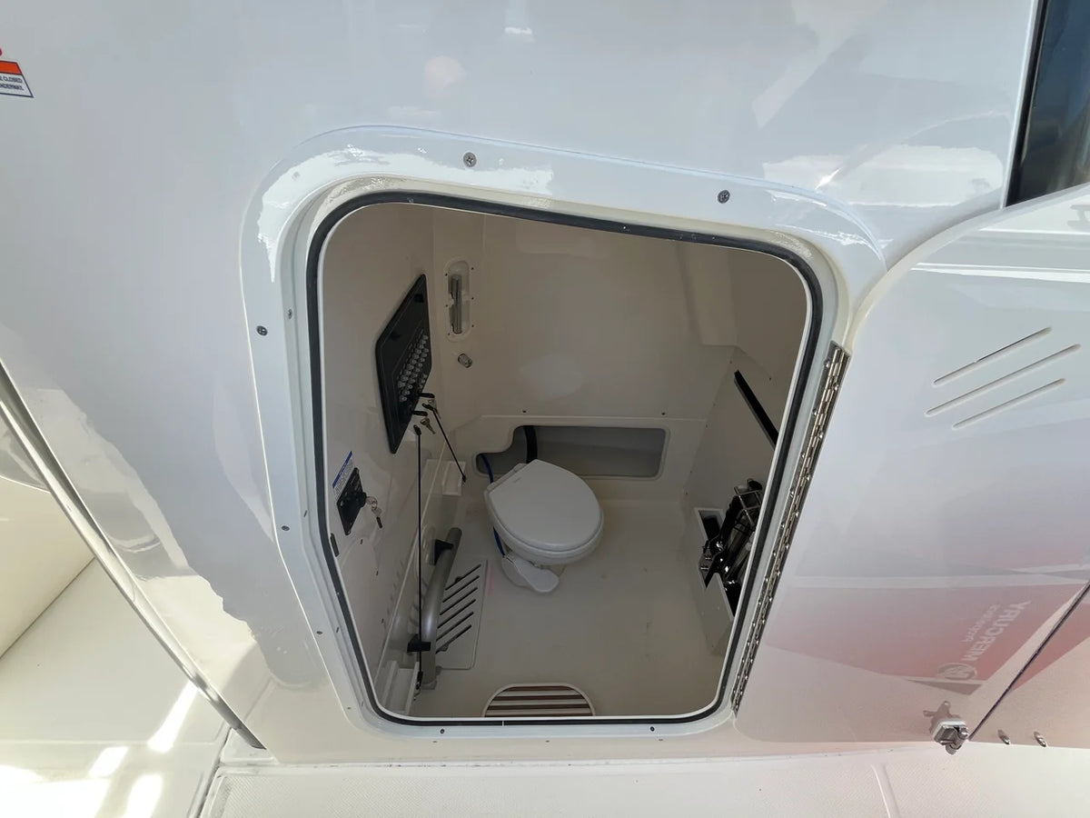 2026 Boston Whaler 280 Outrage 28.0 feet, Westbrook, Connecticut #26