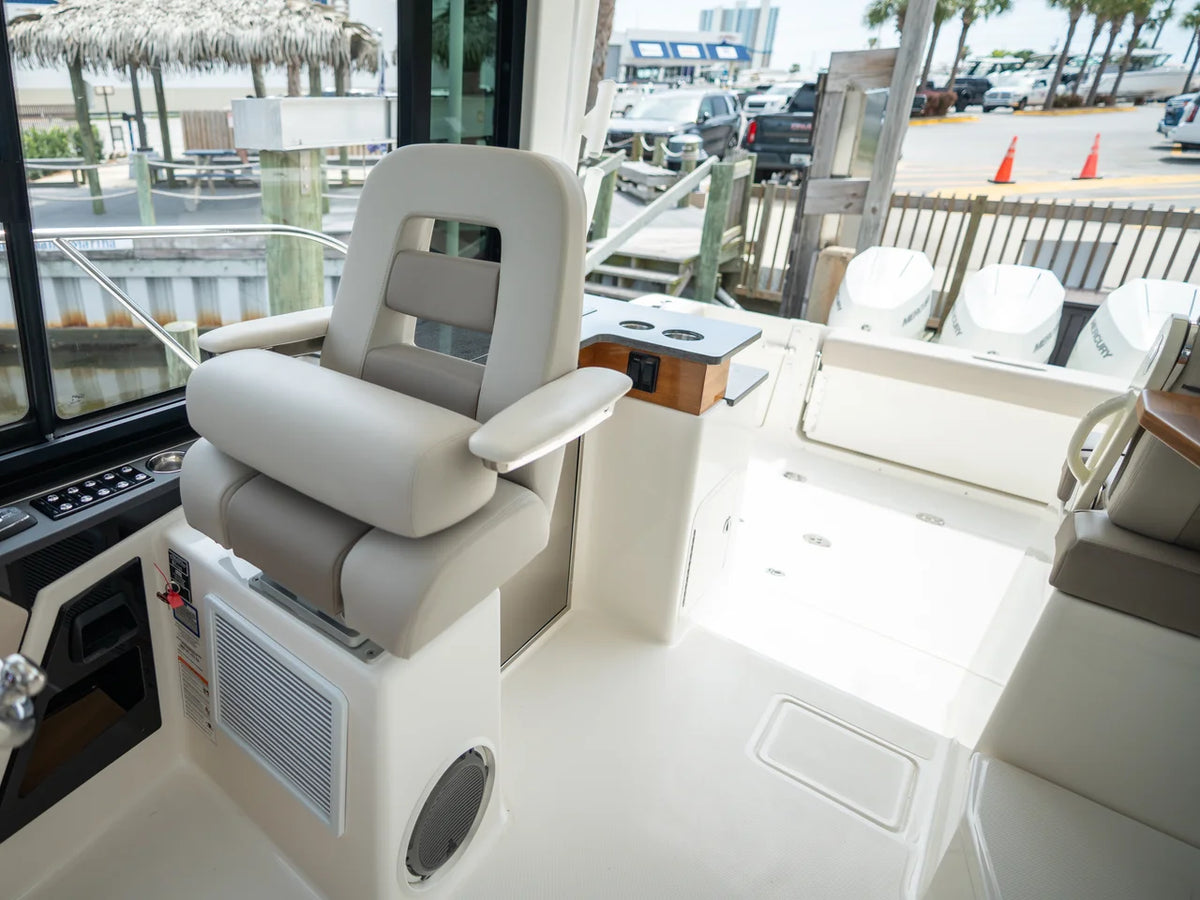 2026 Boston Whaler 365 Conquest 36.0 feet, Panama City, FL #29