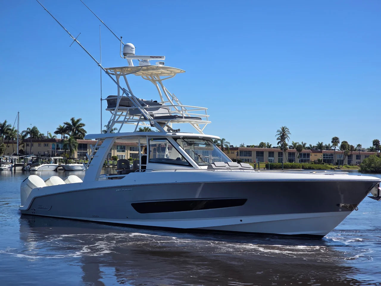 2023 Boston Whaler 420 OUTRAGE 42.0 feet, Stuart, Florida #33