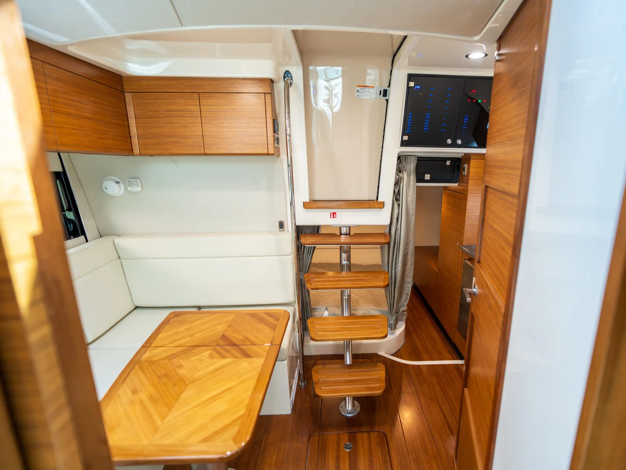 2026 Boston Whaler 405 Conquest 40.0 feet, Wrightsville Beach, North Carolina #42