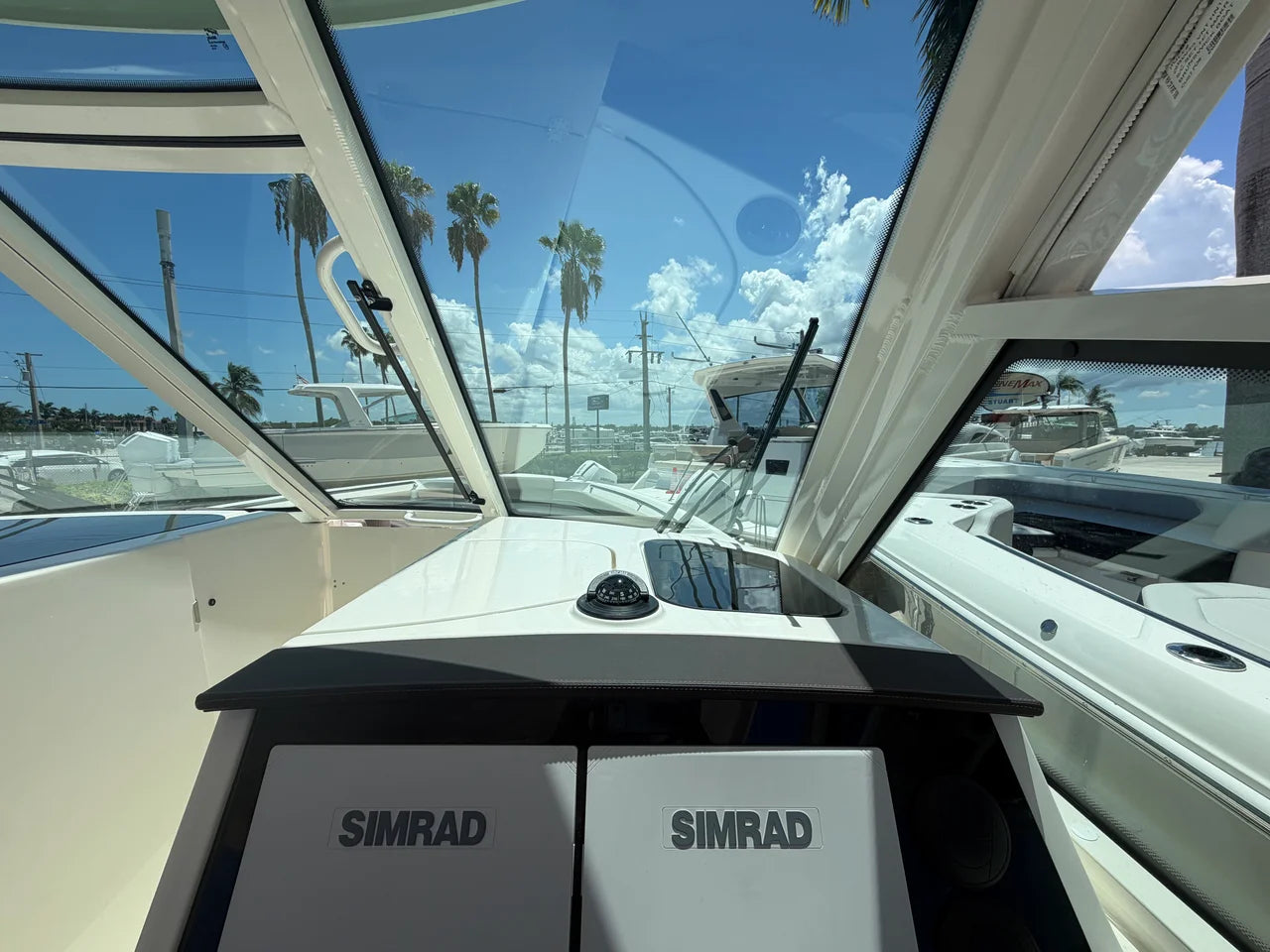 2027 Boston Whaler 330 Vantage 33.0 feet, Stuart, Florida #25